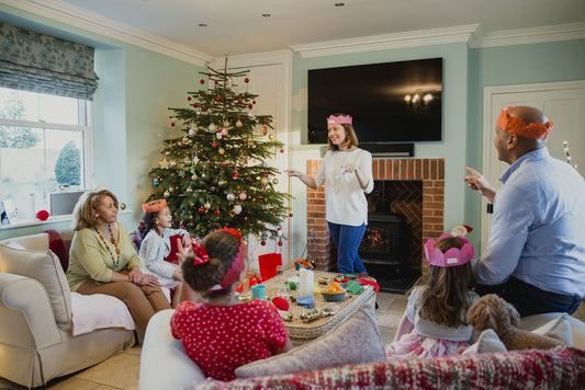 5 Holiday Games for the Whole Family